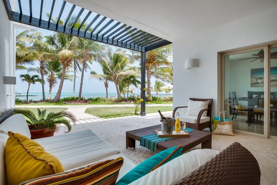Las Terrazas Ocean Front (1)
